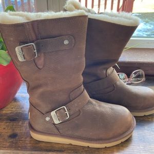 Womens leather uggsy